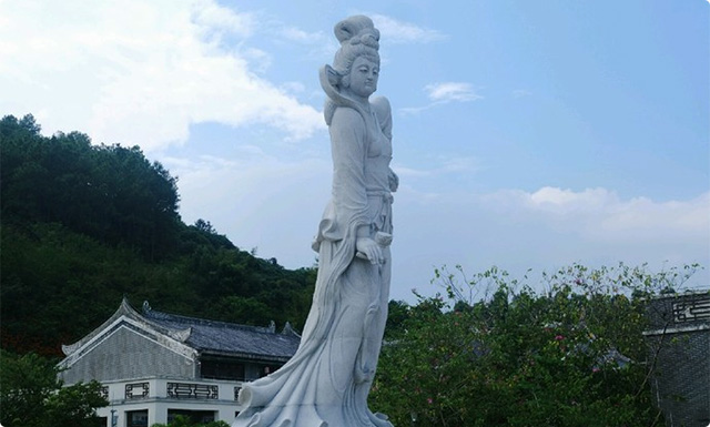 何仙姑 雕像.jpg 何仙姑 雕像.jpg